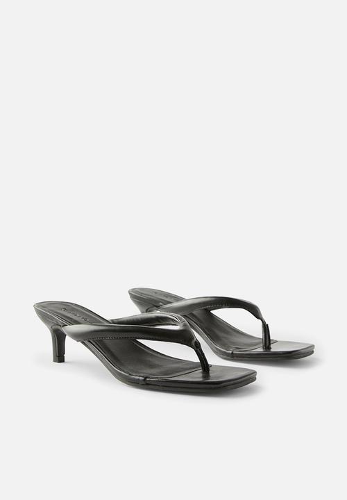 Cotton On - Eve flip flop kitten heel - black puffy