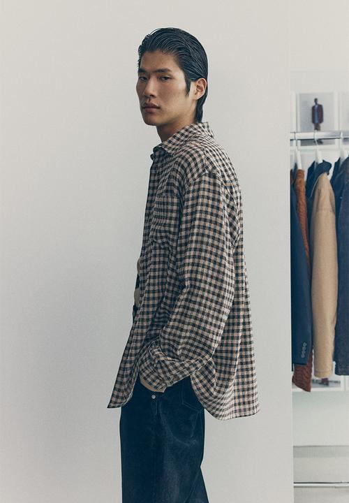 H&M - Checked cotton shirt - beige/dark blue checked 