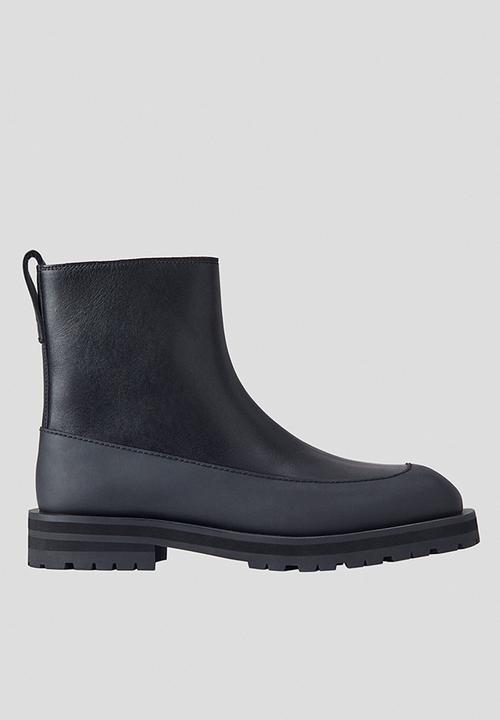 H&M - Leather boots - black