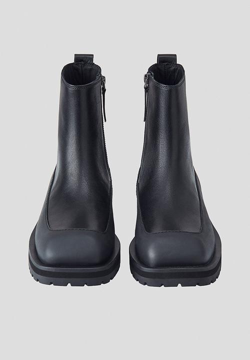 H&M - Leather boots - black