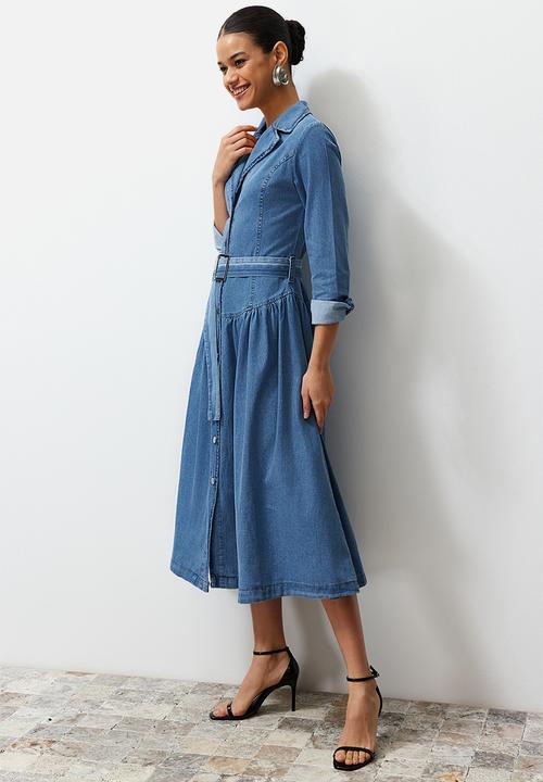 Trendyol - Belted Jacket Collar Maxi Denim Dress - Light blue