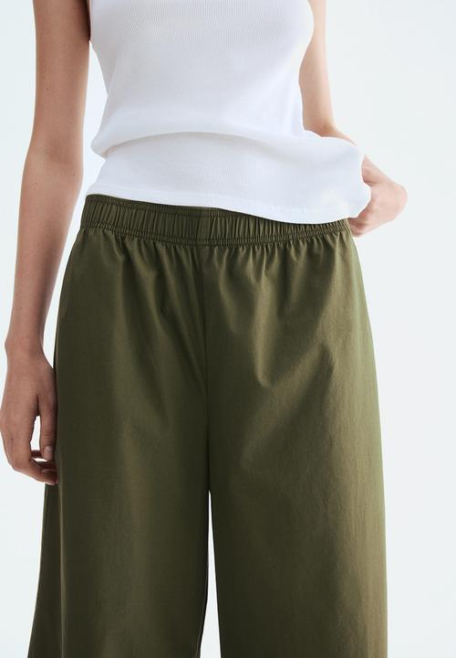 H&M - Ankle-length cotton trousers - dark khaki green