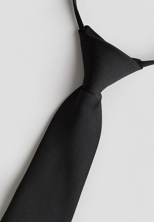 H&M - Shirt and tie - white