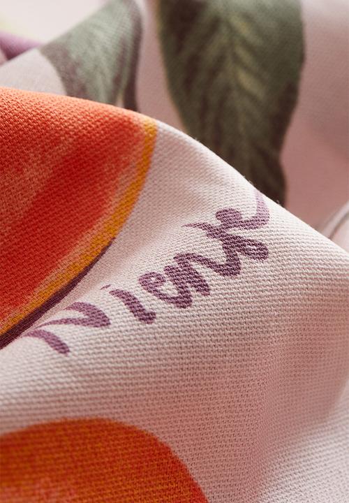 H&M - Water-repellent tablecloth - dusty pink/fruits