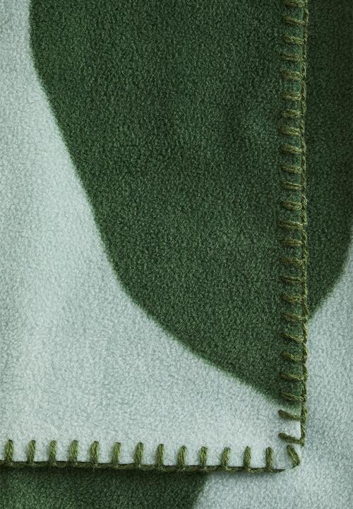 H&M - Patterned fleece blanket - turquoise/patterned