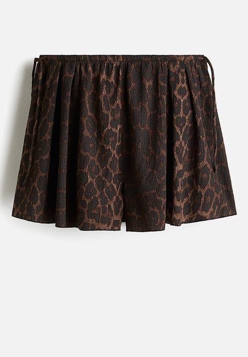 H&M - Crinkled jersey shorts - dark brown