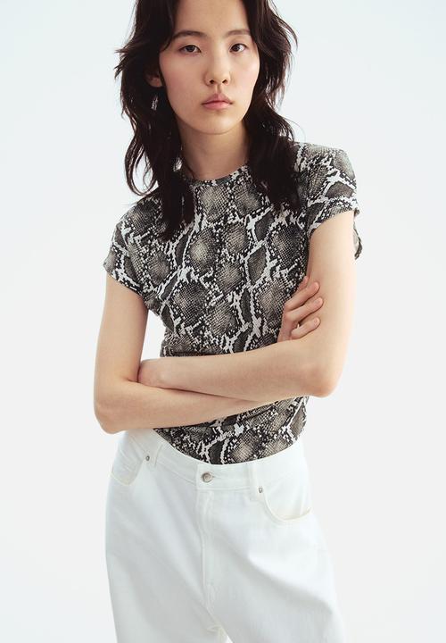 H&M - Cap-sleeved top - dark grey snakeskin pattern