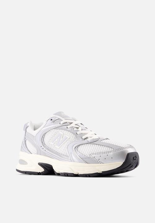 New Balance  - U530 v1