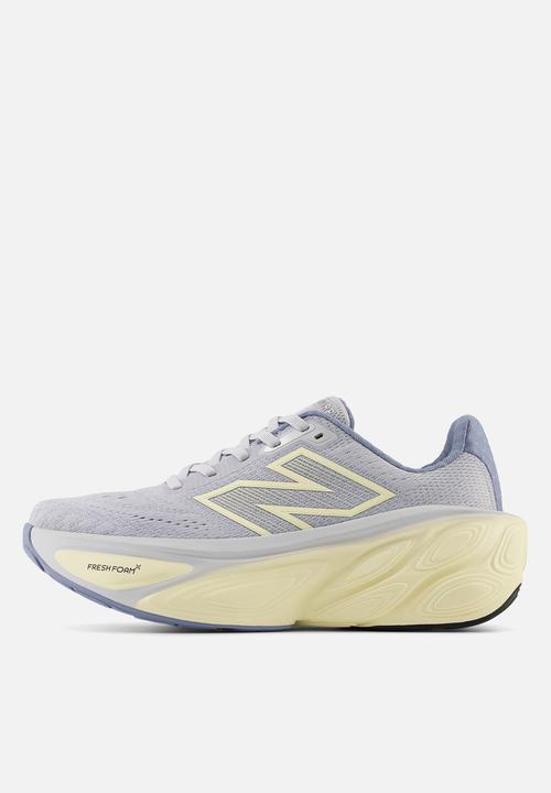 New Balance  - WMORCE5