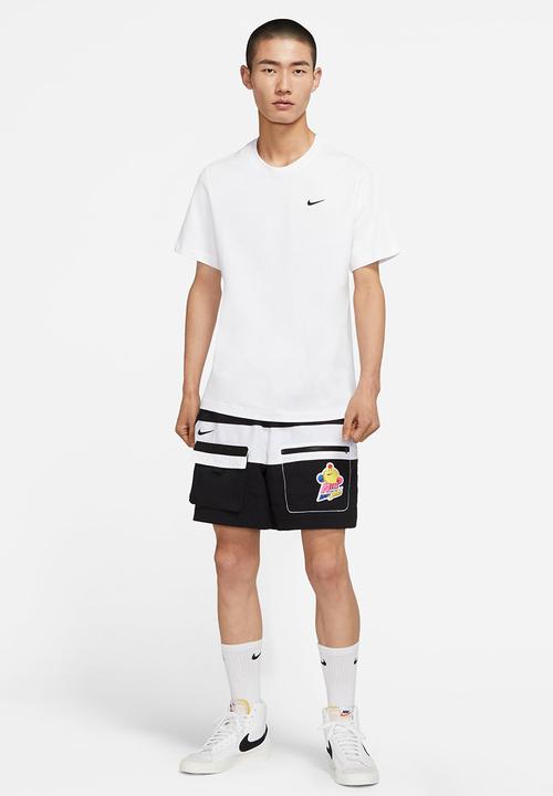 Nike - NSW Embroidered Swoosh FS Tee - White/Black