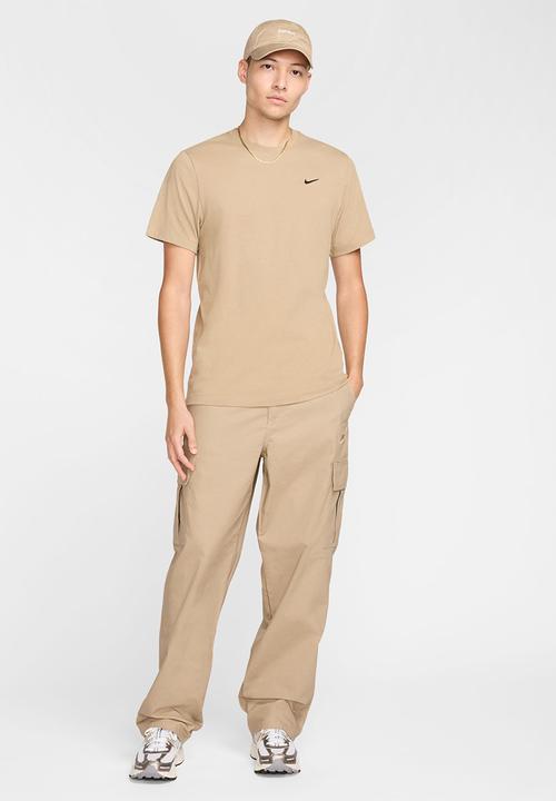 Nike - NSW Embroidered Swoosh FS Tee - Neutral Beige