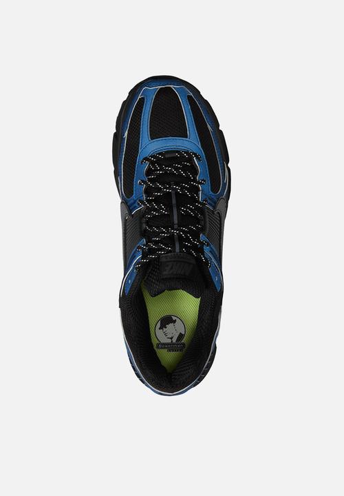 Nike - Zoom Vomero 5 SE