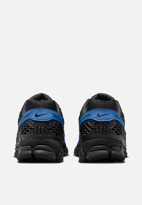 Nike - Zoom Vomero 5 SE