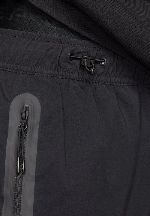 Nike - NSW Tech  Woven Oversized Trousers- Black/Black