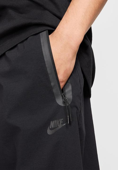 Nike - NSW Tech  Woven Oversized Trousers- Black/Black
