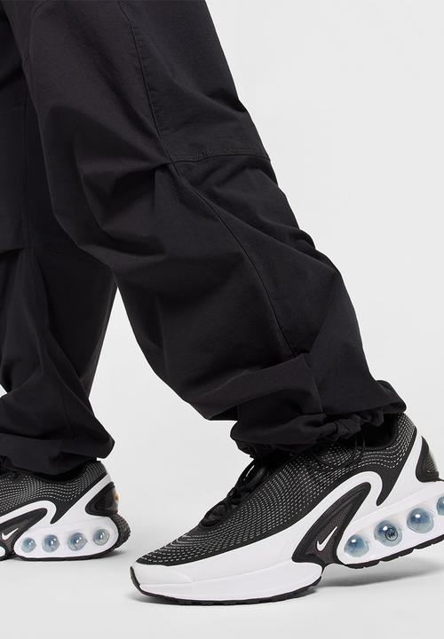 Nike - NSW Tech  Woven Oversized Trousers- Black/Black