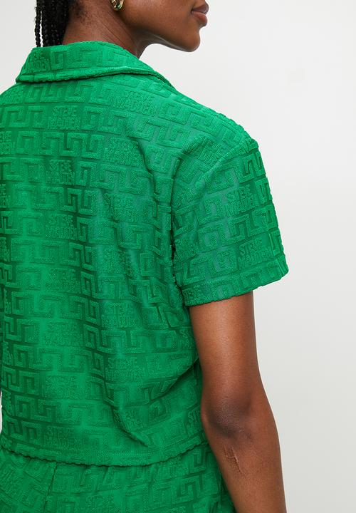 Steve Madden - Ladies tessa embossed logo top with collar - emerald green