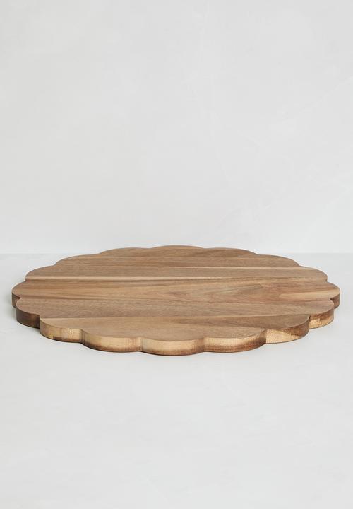 Home Classix - Scalloped Edge Wooden Board 36.5x36.5x1.5cm - brown