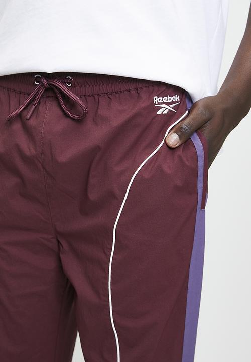 Reebok - Cut And Sew Track Jogger - Black Cherry