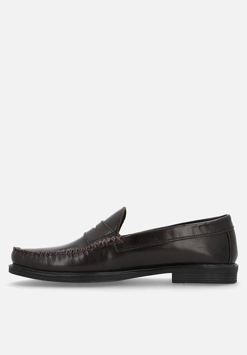 Hush Puppies - Emiliano - Burgundy