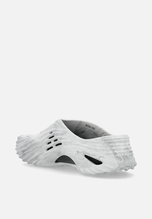 Crocs - Echo Watercolor Marbled Wave - Black/White