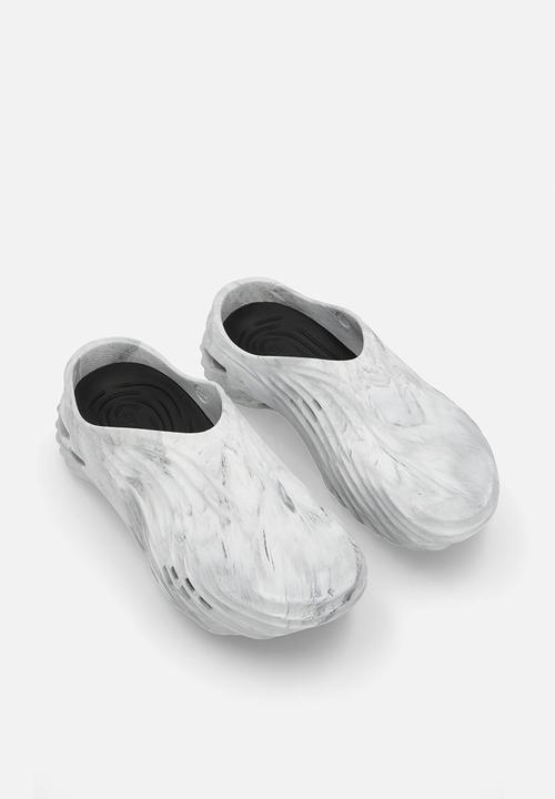 Crocs - Echo Watercolor Marbled Wave - Black/White