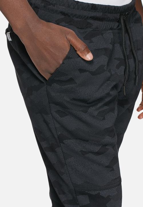 Jack & Jones - Camo tight joggers
