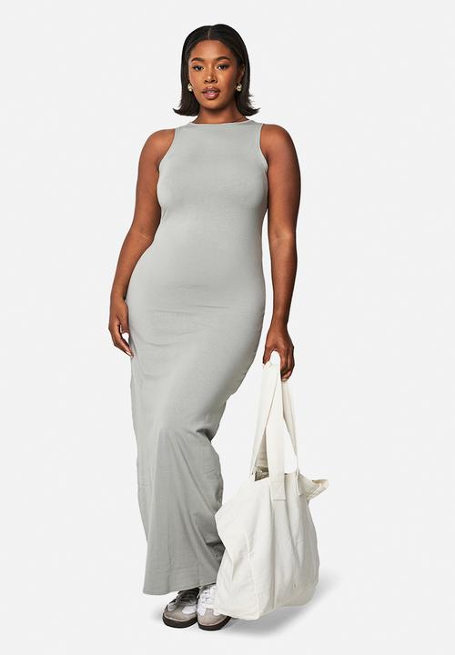boohoo - Plus racer neck maxi dress -  grey