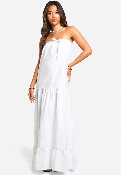 boohoo - Cotton poplin bandeau volume maxi dress - white