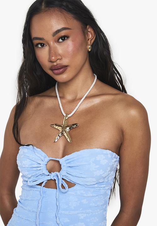 boohoo - Floral embossed bandeau swimsuit - cornflower blue