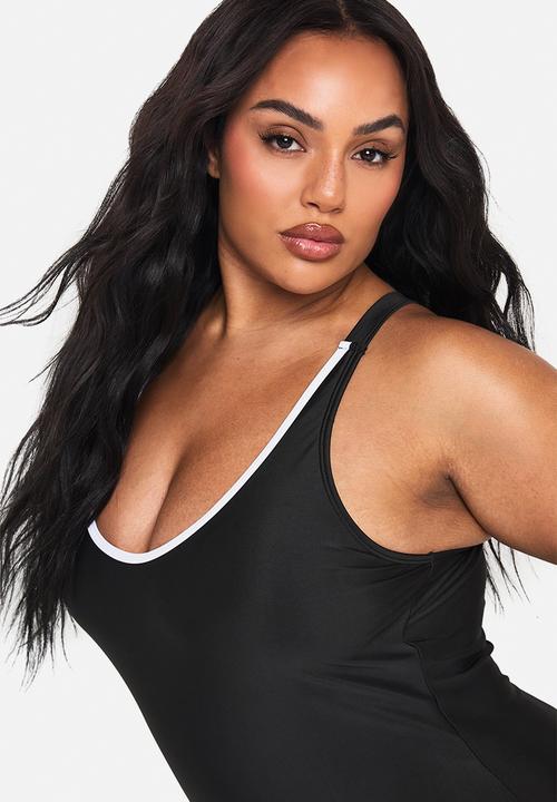 boohoo - Plus Contrast Binding Swimsuit - Black