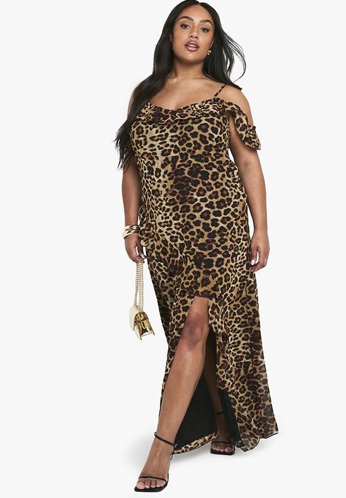 boohoo - Plus Chiffon Printed Ruffle Cold Shoulder Slip Dress -  Leopard