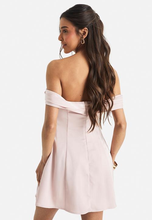 boohoo - Satin bardot skater mini dress - dusty pink