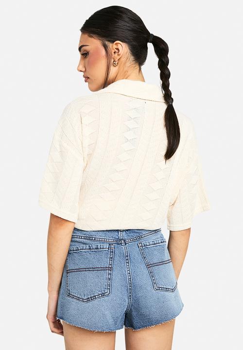 boohoo - Raw hem denim short - mid wash