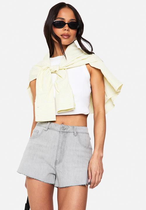 boohoo - Raw hem denim short - grey