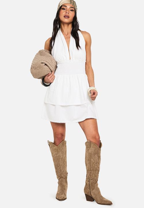 boohoo - Cotton ruffle halterneck mini dress - white