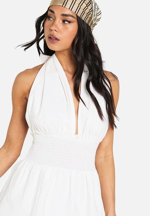 boohoo - Cotton ruffle halterneck mini dress - white