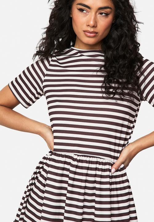 boohoo - Stripe oversized t-shirt smock dress - chocolate