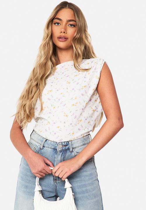 boohoo - Textured ditsy cowl neck top - white