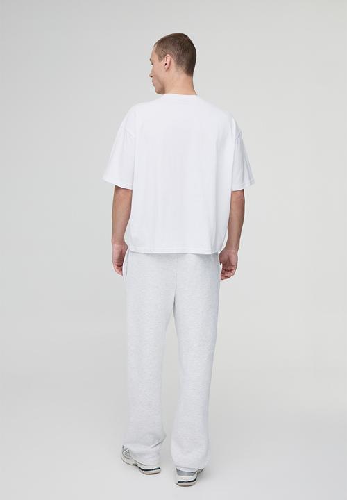 boohooMAN - Basic Oversized Boxy Crew Neck T-shirt - White