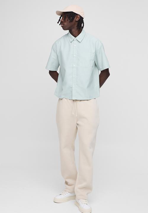 boohooMAN - Oversized Boxy One Pocket Collared Shirt - Green