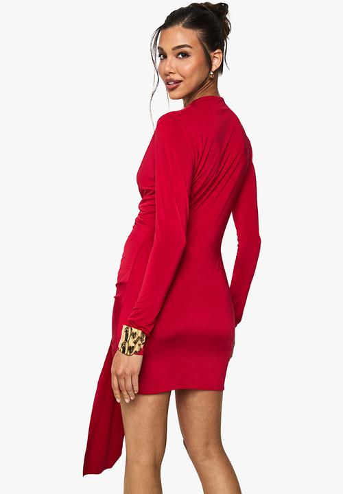 boohoo - Slinky plunge ruched mini dress - red