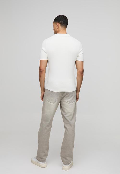 boohooMAN - Muscle Fit Revere Collar Knitted Polo - Ecru