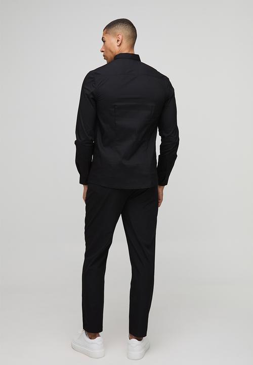 boohooMAN - Slim Fit Basic Long Sleeve Collared Shirt - Black