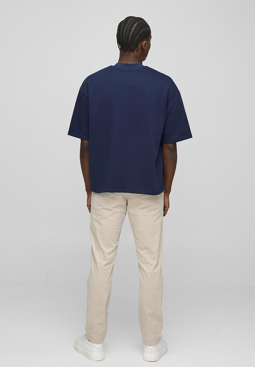 boohooMAN - Oversized Boxy Extended Neck Heavyweight T-shirt - Navy