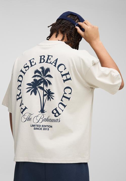 boohooMAN - Oversized Boxy Extended Neck Paradise Beach Club Palm Tree - Stone