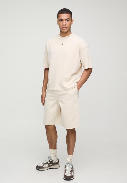 boohooMAN - Basic Oversized Boxy Crew Neck T-shirt - stone