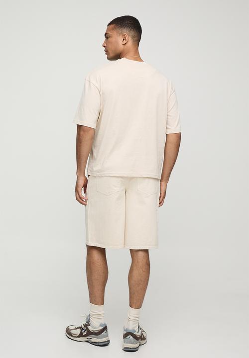 boohooMAN - Basic Oversized Boxy Crew Neck T-shirt - stone