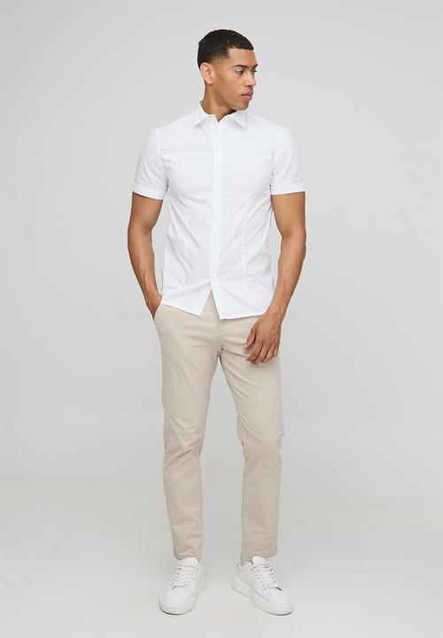 boohooMAN - Slim Fit Basic Short Sleeve Collared - White