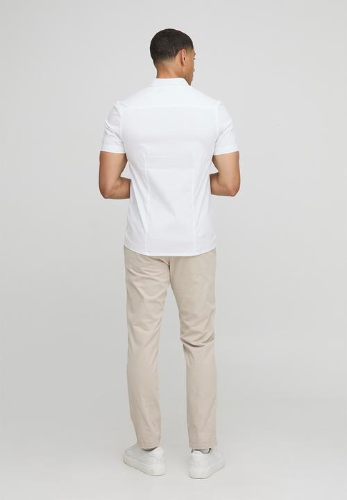 boohooMAN - Slim Fit Basic Short Sleeve Collared - White